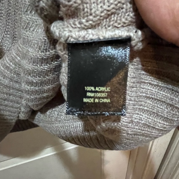 Worthington Knit sweater in taupe beige v-shape pattern Size L - Picture 7 of 7